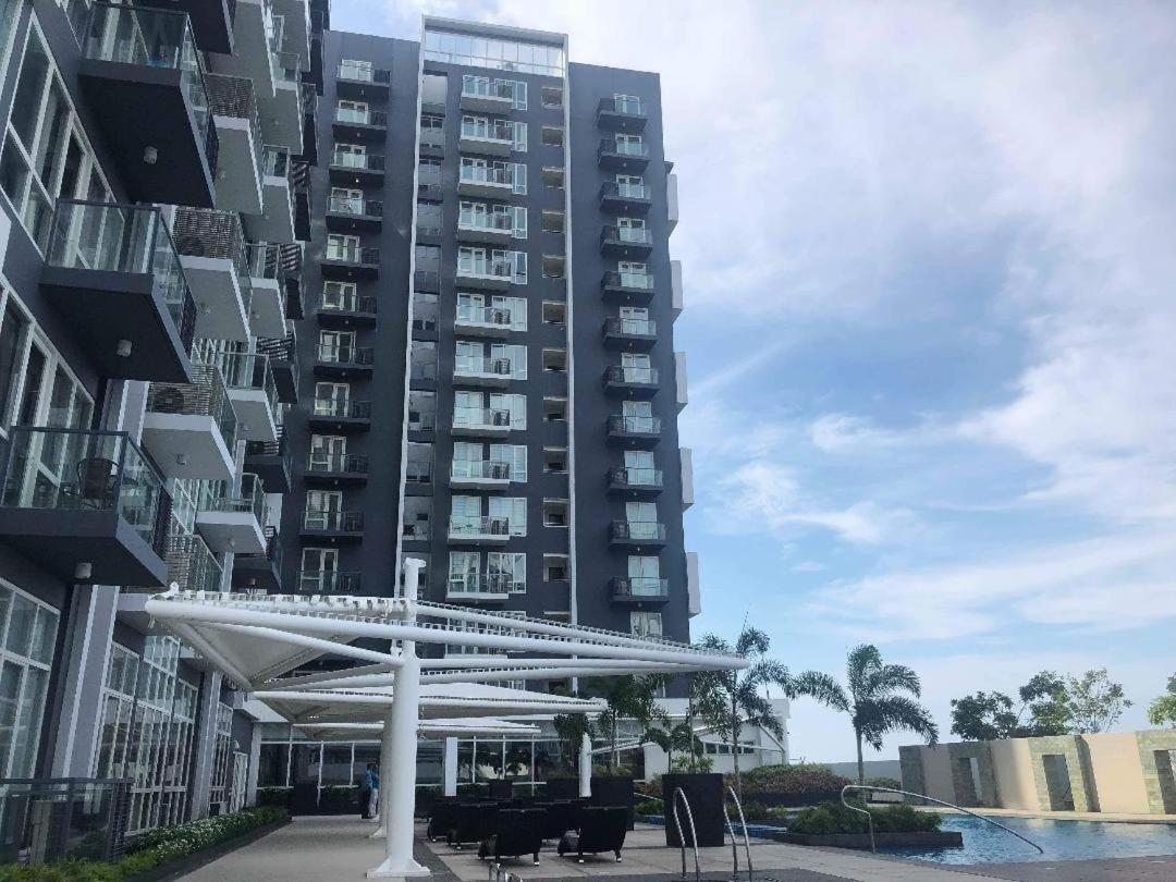One Pacific Residence Condominium Tower C-16N Lapu-Lapu City Eksteriør bilde